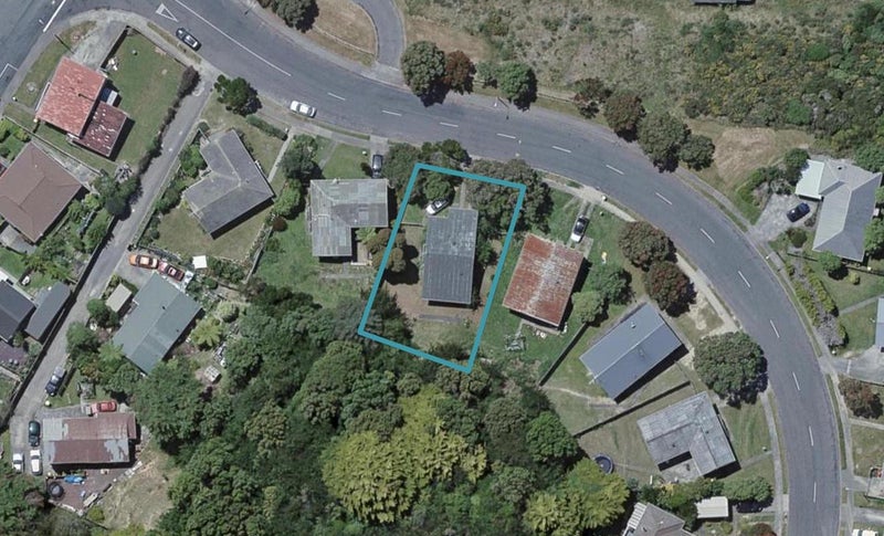 12 Nassau Avenue, Grenada North, Wellington - Carousel 1