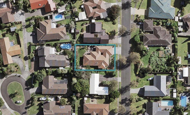 10 Foxbridge Lane, Conifer Grove, Takanini - Carousel 1