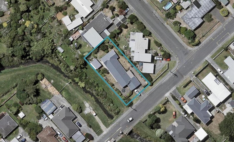 29 Gray Avenue, Paraparaumu Beach, Paraparaumu - Carousel 1