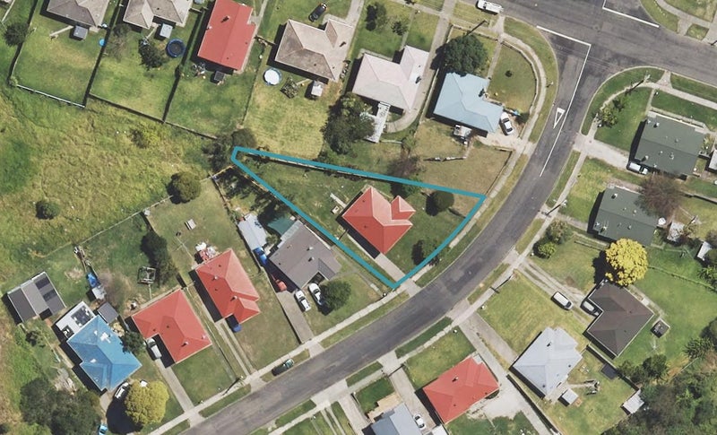 27 Oxford Street, Kaiti, Gisborne - Carousel 1