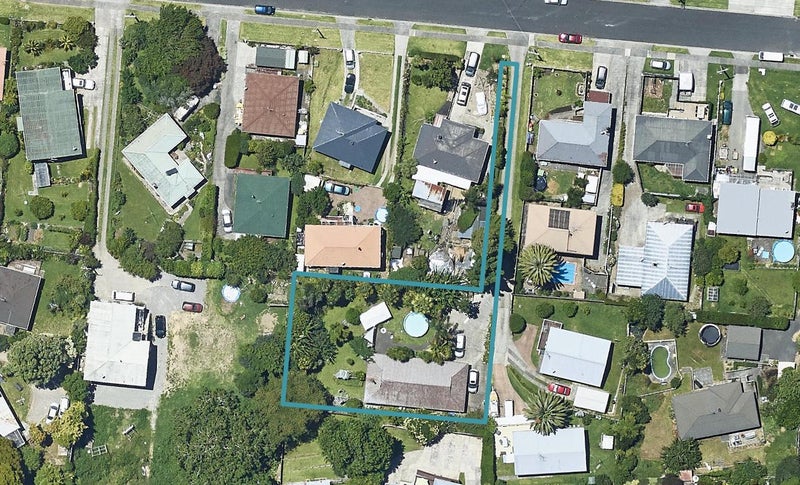 26 Esk Street, Parkvale, Tauranga - Carousel 1