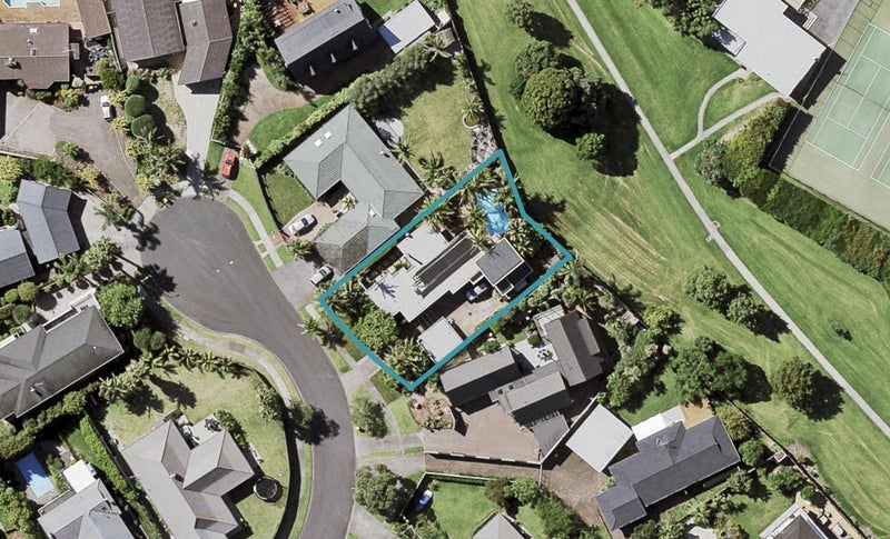 11 Sanctuary Point, Sunnyhills, Auckland - Carousel 1
