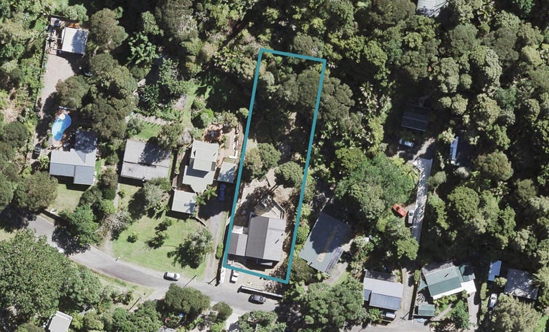 42 Western Road, Laingholm, Auckland - Carousel 1