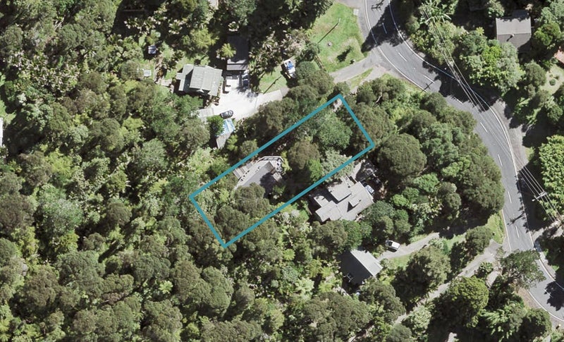 201 Laingholm Drive, Laingholm, Auckland - Carousel 1