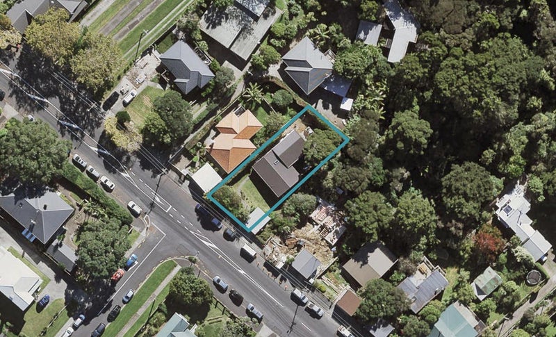 151 Hinemoa Street, Birkenhead, Auckland - Carousel 1