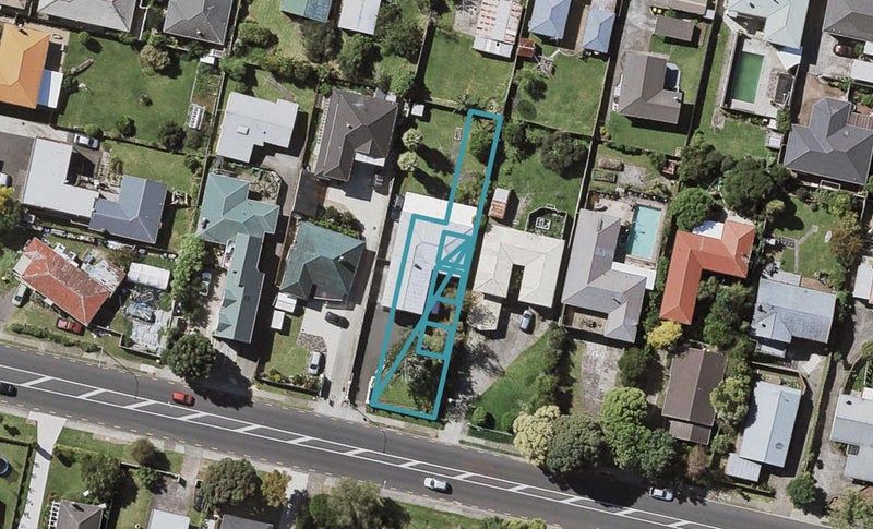 14/6 Reeves Road, Pakuranga, Auckland - Carousel 1