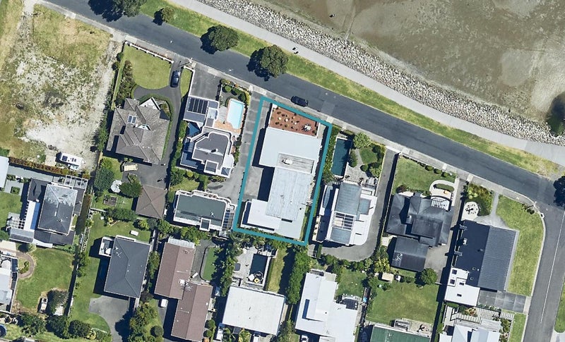 1/43 Beach Road, Otumoetai, Tauranga - Carousel 1