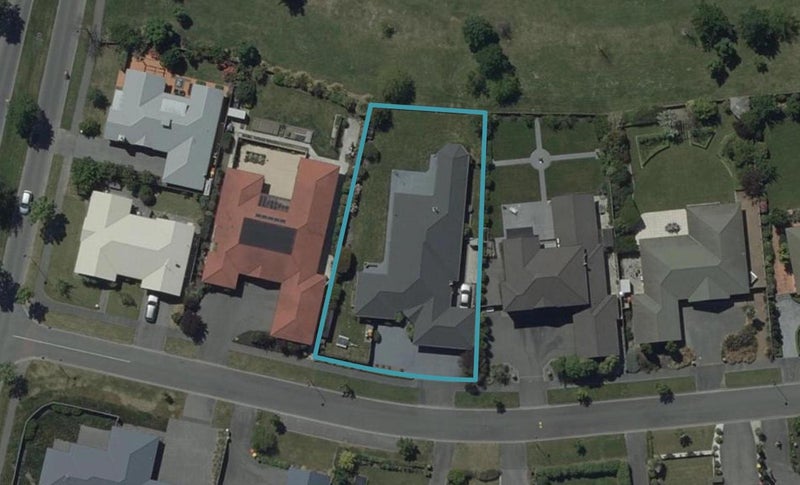 42 Coppinger Terrace, Aidanfield, Christchurch - Carousel 1