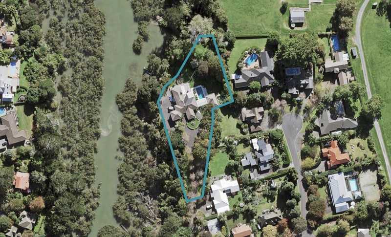 76 Churchouse Road, Greenhithe, Auckland - Carousel 1
