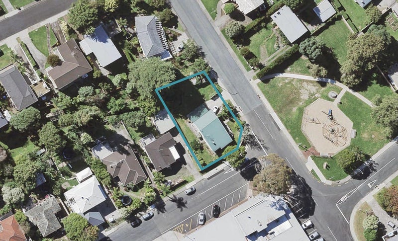 31 Finnerty Avenue, Howick, Auckland - Carousel 1