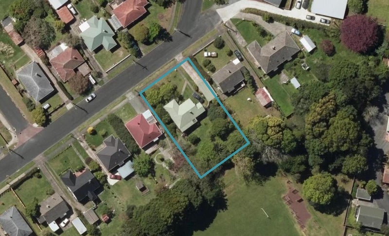 16 Mcclintock Street, Whau Valley, Whangarei - Carousel 1