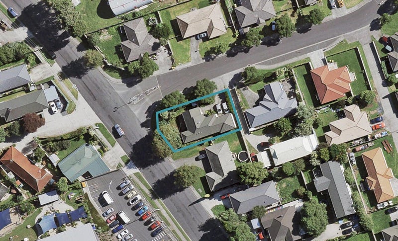 1 Scotts Field Drive, Takanini, Auckland - Carousel 1