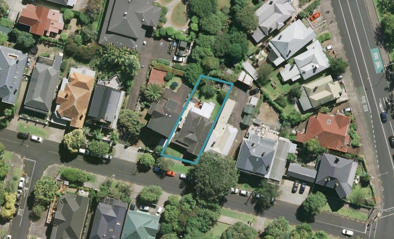 2/48 Carlton Gore Road, Grafton, Auckland - Carousel 1