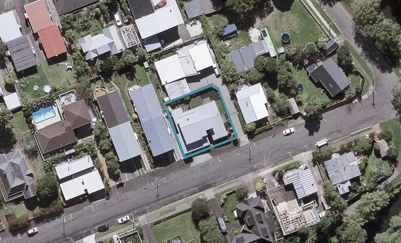 293 Courtenay Street, Strandon, New Plymouth - Carousel 1