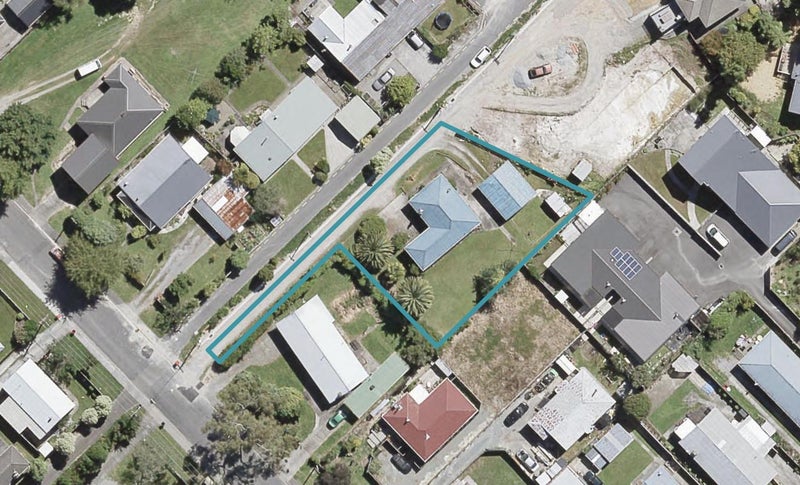 43 Moeraki Road, Maoribank, Upper Hutt - Carousel 1