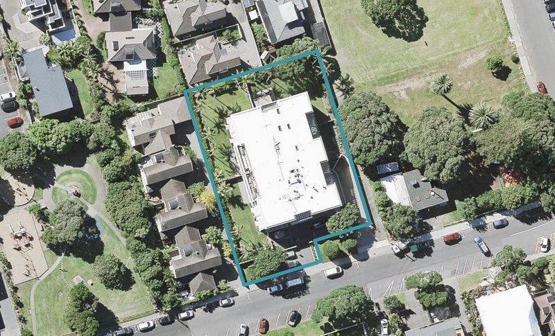 8/8 Sidmouth Street, Mairangi Bay, Auckland - Carousel 1