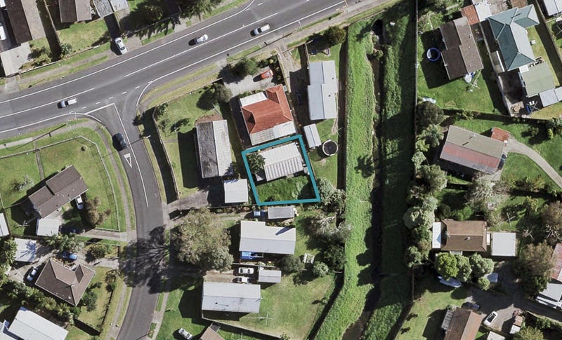 136A Mahia Road, Wattle Downs, Auckland - Carousel 1