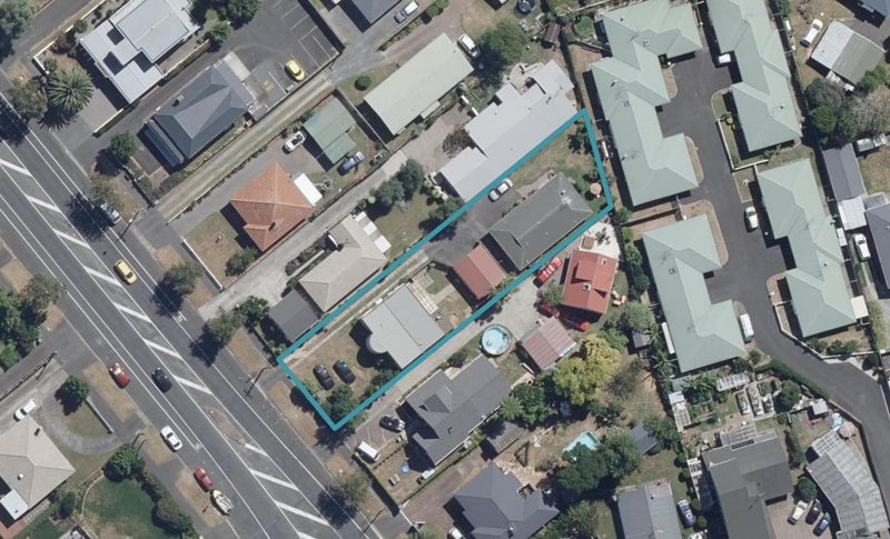 12 Grey Street, Hamilton East, Hamilton - Carousel 1