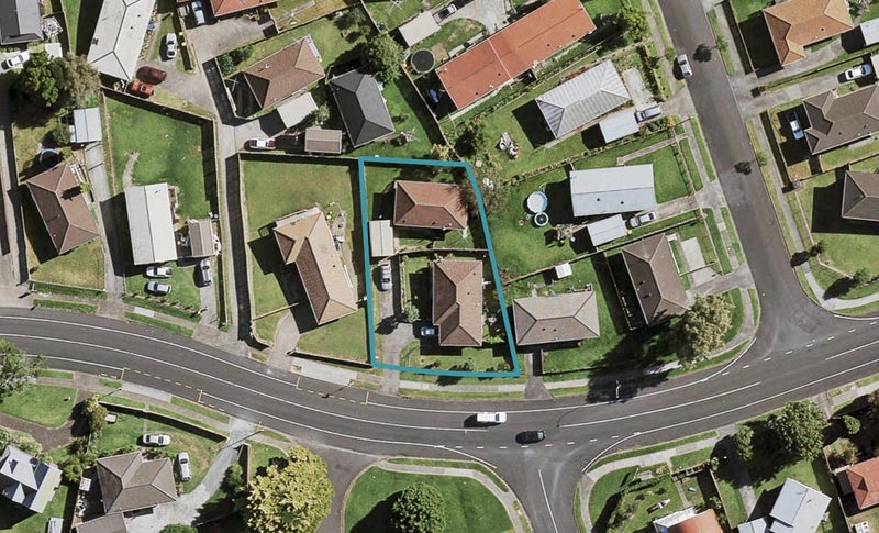 27 Finlayson Avenue, Clendon Park, Auckland - Carousel 1