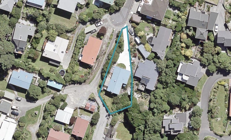 2/6 Taka Grove, Normandale, Lower Hutt - Carousel 1