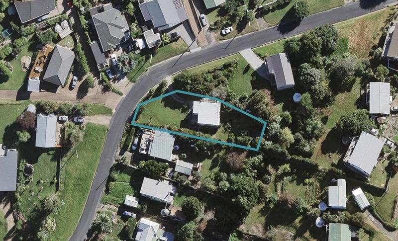 46 Ocean Road, Surfdale, Waiheke Island - Carousel 1