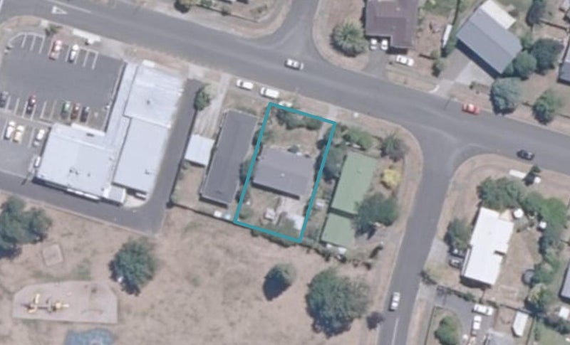 18 St James Street, Richmond Heights, Taupo - Carousel 1