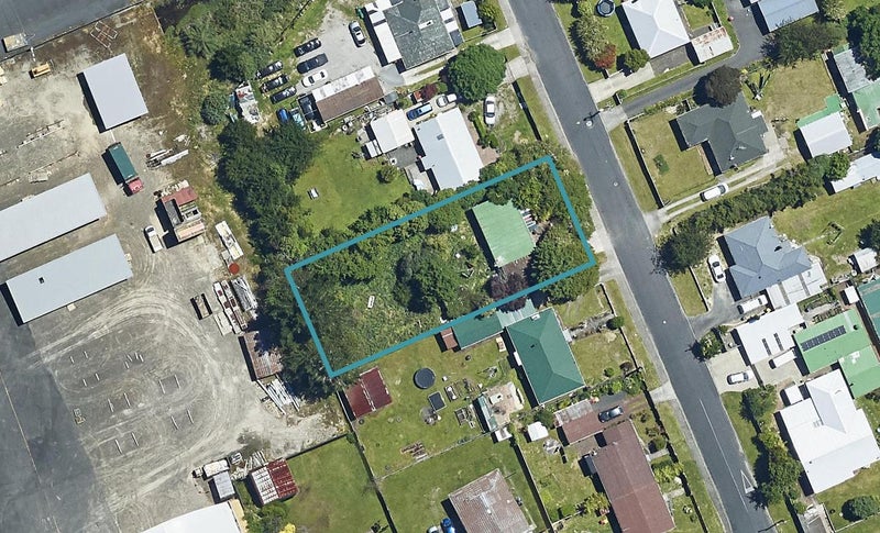 4 Walker Road, Fairy Springs, Rotorua - Carousel 1