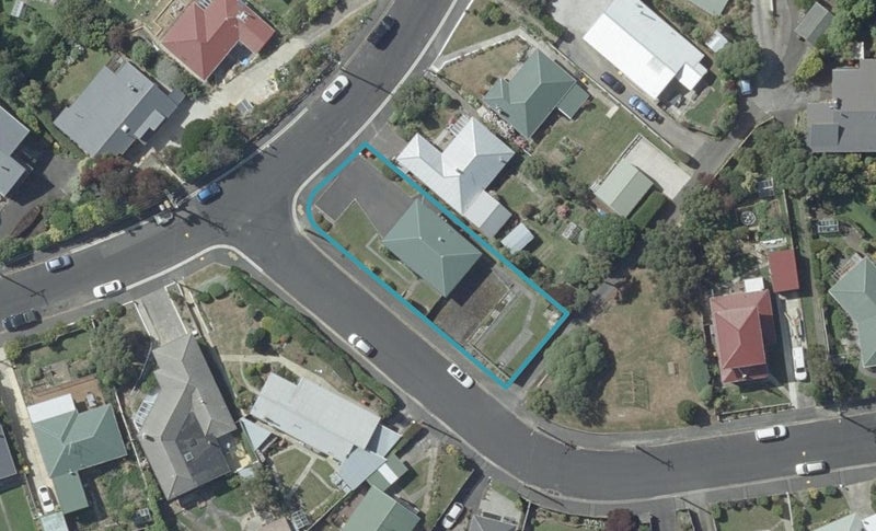 13 Heath Street, Andersons Bay, Dunedin - Carousel 1