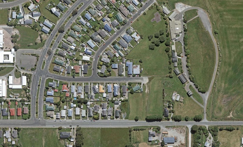22 Milford Street, Heidelberg, Invercargill - Carousel 1