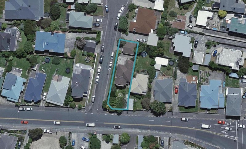 40 Wellington Road, Hataitai, Wellington - Carousel 1