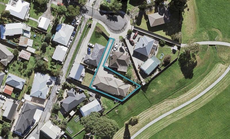 13A Ingleby Place, Kelston, Auckland - Carousel 1