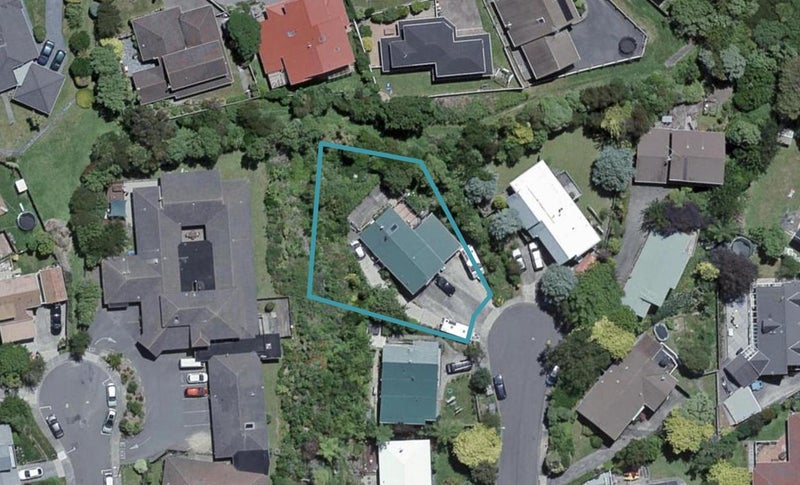 7 Pony Grove, Churton Park, Wellington - Carousel 1