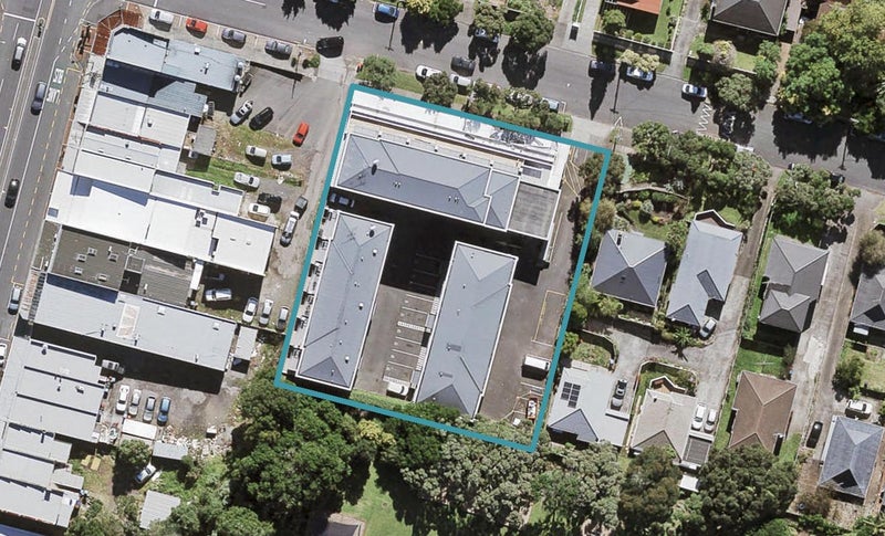 4K/3 Keystone Avenue, Three Kings, Auckland - Carousel 1