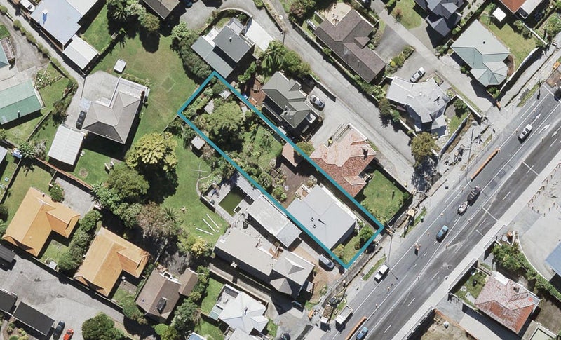 326 Te Atatu Road, Te Atatu South, Auckland - Carousel 1