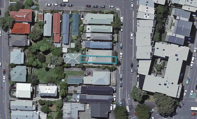 184 Tasman Street, Mount Cook, Wellington - Carousel 1