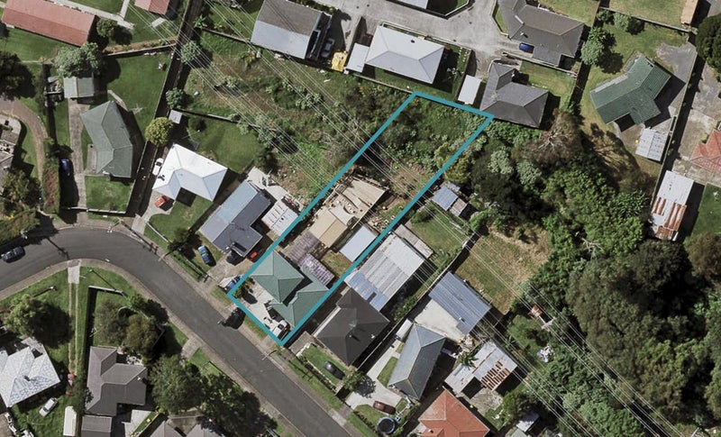 94 Clayton Avenue, Otara, Auckland - Carousel 1