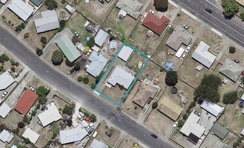 48 Liverpool Crescent, Flaxmere, Hastings - Carousel 1