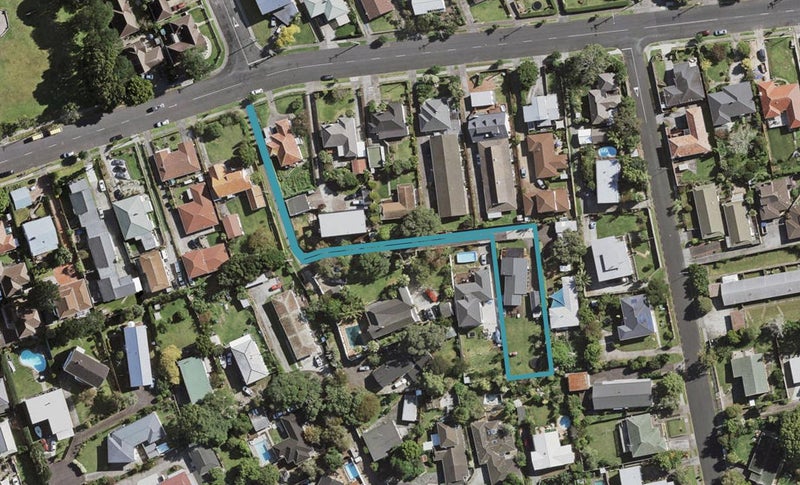 15C Grande Vue Road, Hillpark, Auckland - Carousel 1