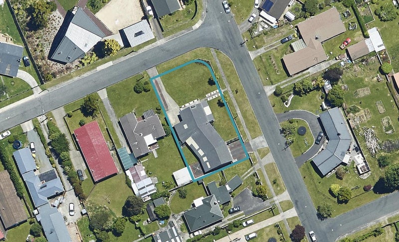 10 Tapsell Road, Fairy Springs, Rotorua - Carousel 1