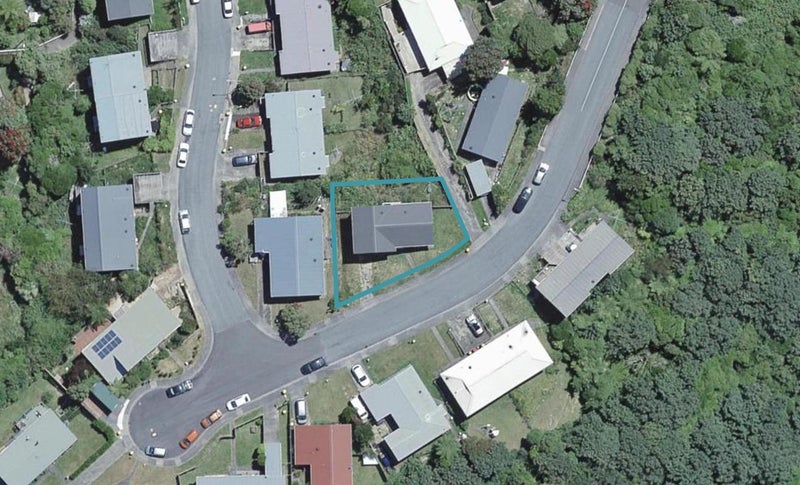 58 Victory Avenue, Karori, Wellington - Carousel 1