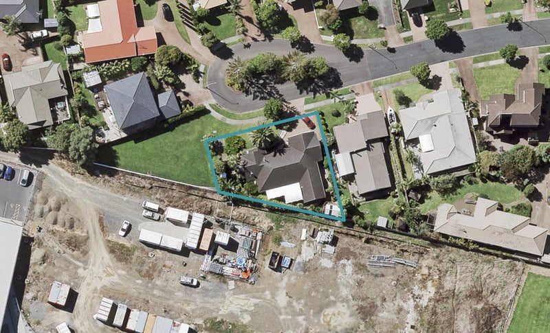 26 Simon Owen Place, Golflands, Auckland - Carousel 1