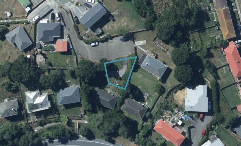 25B Wiltshire Place, Cannons Creek, Porirua - Carousel 1