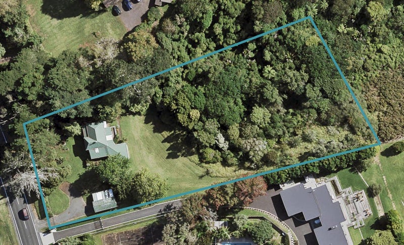 250 Redoubt Road, Totara Park, Auckland - Carousel 1