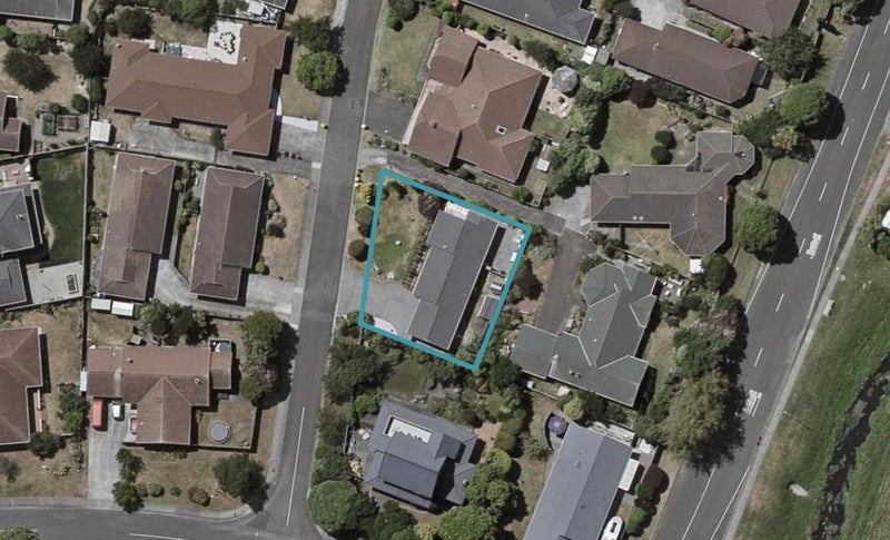 4 Pinewood Grove, Paraparaumu Beach, Paraparaumu - Carousel 1