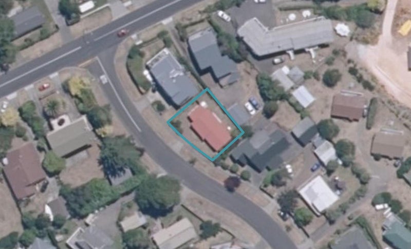 2 Logan Avenue, Wharewaka, Taupō - Carousel 1