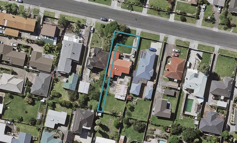 1/5 Ayr Road, Pakuranga, Auckland - Carousel 1