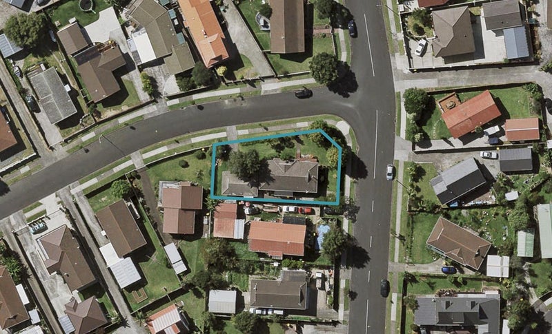 60 Charntay Avenue, Clover Park, Auckland - Carousel 1