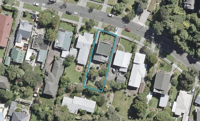 54 Norton Park Avenue, Fairfield, Lower Hutt - Carousel 1
