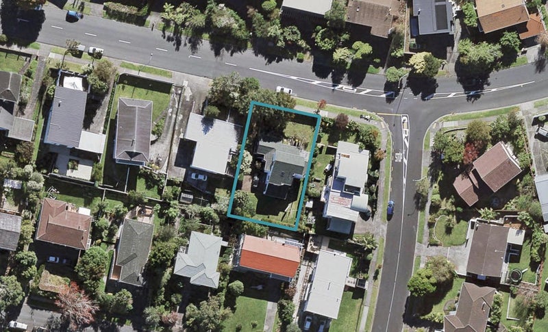 28 Chelsea View Drive, Chatswood, Auckland - Carousel 1