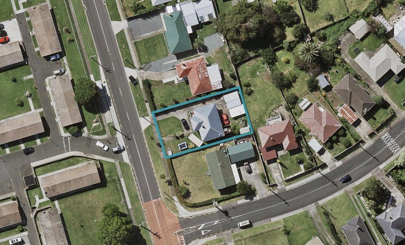17 Hills Road, Otara, Auckland - Carousel 1